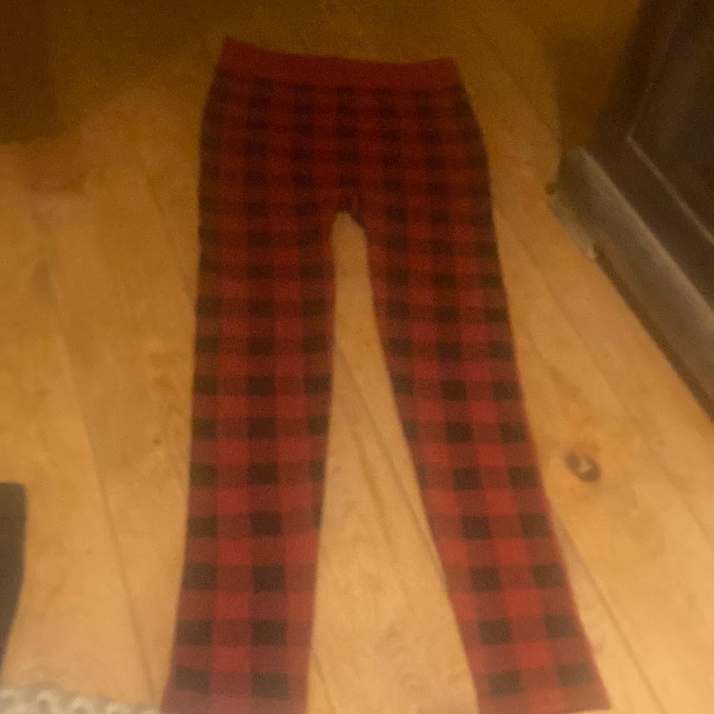 Festive Christmas flannel pants, great for any occasion.